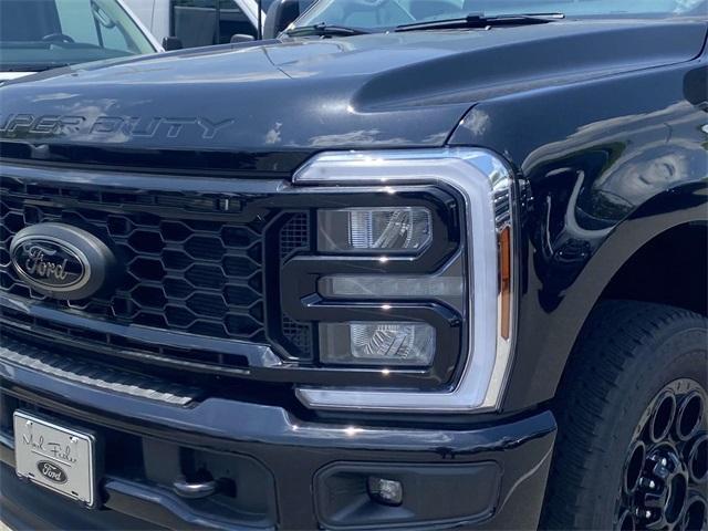 new 2025 Ford F-250 car, priced at $73,713