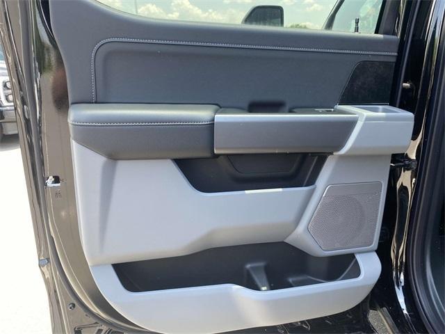 new 2025 Ford F-250 car, priced at $73,713