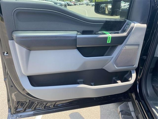 new 2025 Ford F-250 car, priced at $73,713
