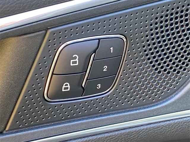 used 2023 Ford Edge car, priced at $27,668