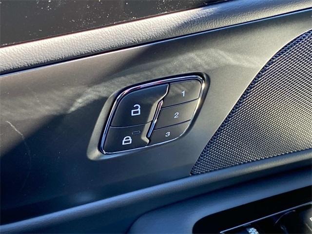 new 2026 Lincoln Nautilus car, priced at $66,648