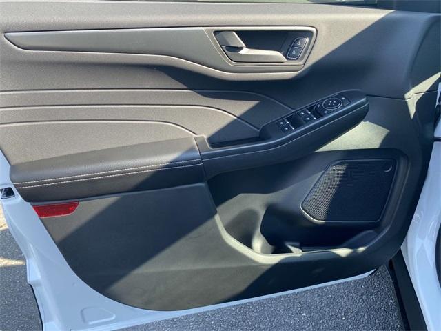 new 2025 Ford Escape car, priced at $23,574