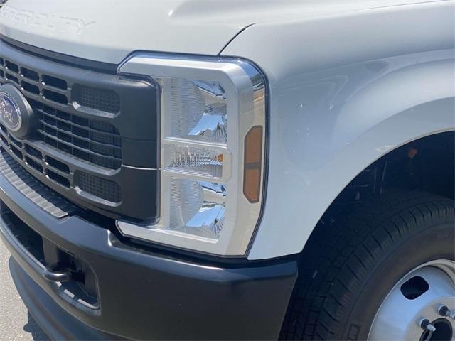 new 2025 Ford F-350 car, priced at $70,295