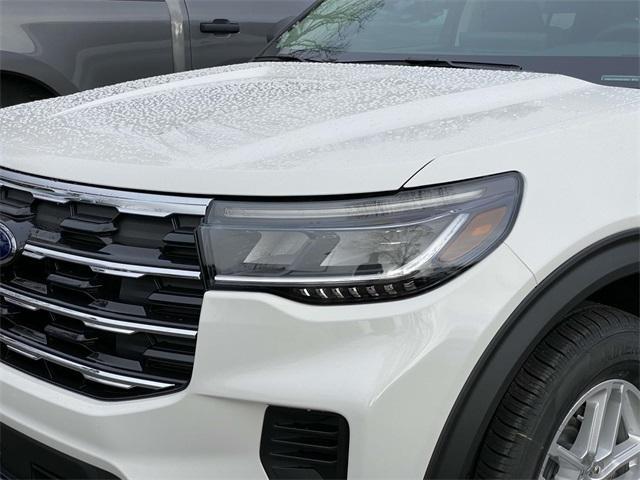 new 2025 Ford Explorer car, priced at $40,745