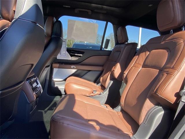 new 2025 Lincoln Aviator car, priced at $77,243