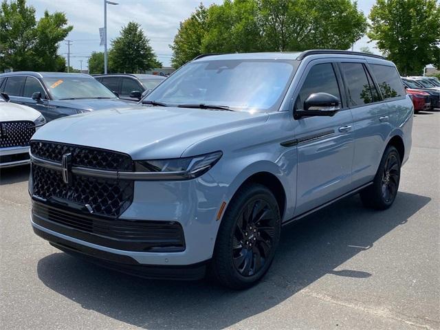 new 2025 Lincoln Navigator car, priced at $109,305