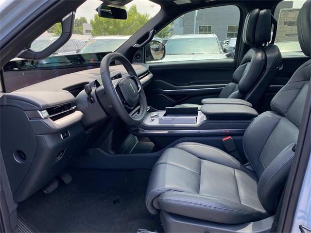 new 2025 Lincoln Navigator car, priced at $109,305