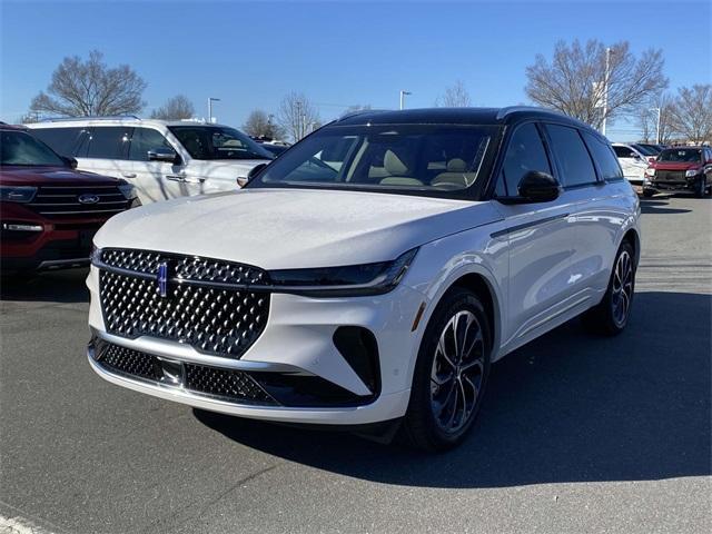 new 2024 Lincoln Nautilus car, priced at $58,451