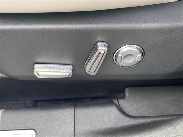 new 2026 Lincoln Nautilus car, priced at $58,502