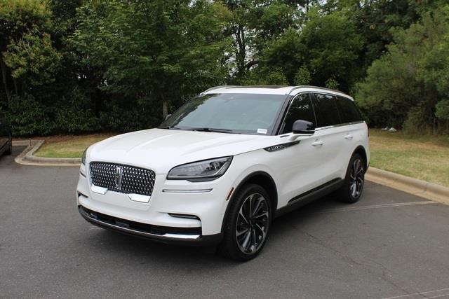 new 2024 Lincoln Aviator car, priced at $68,776