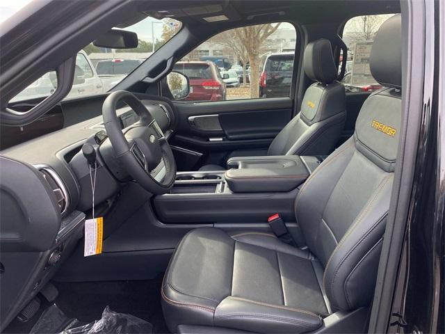 new 2025 Ford Expedition car, priced at $84,815