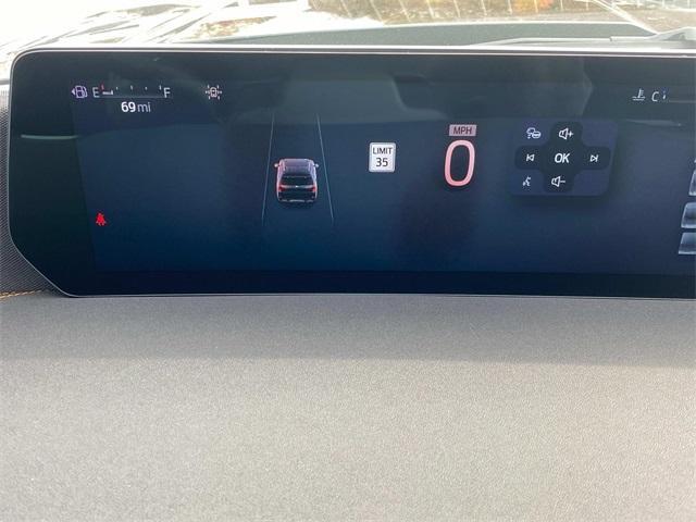 new 2025 Ford Expedition car, priced at $84,815