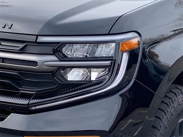 new 2025 Ford Expedition car, priced at $84,815