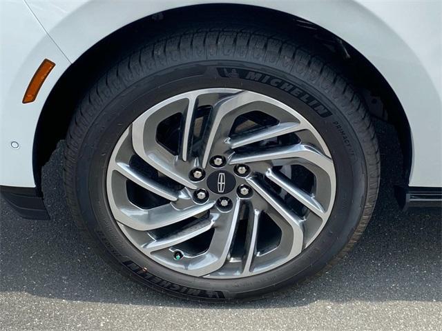 new 2025 Lincoln Navigator L car, priced at $105,730