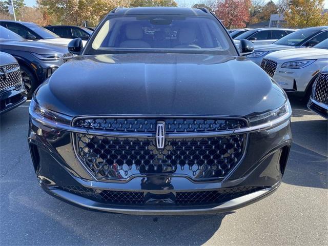 new 2025 Lincoln Nautilus car, priced at $65,105