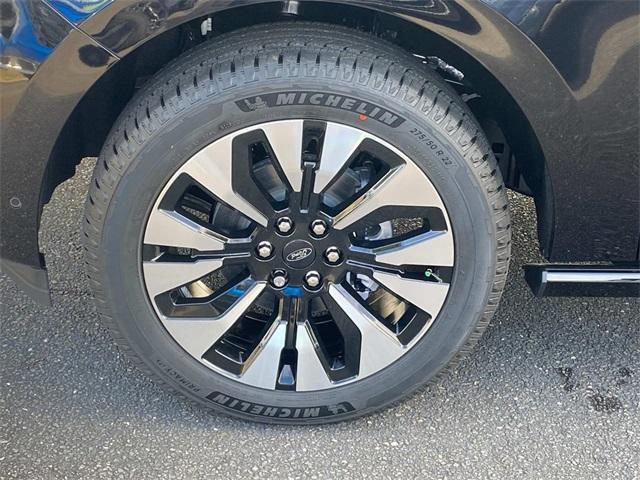new 2025 Ford Expedition Max car, priced at $90,297