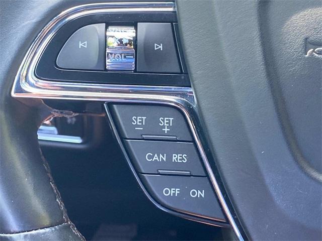 used 2022 Lincoln Nautilus car, priced at $38,039