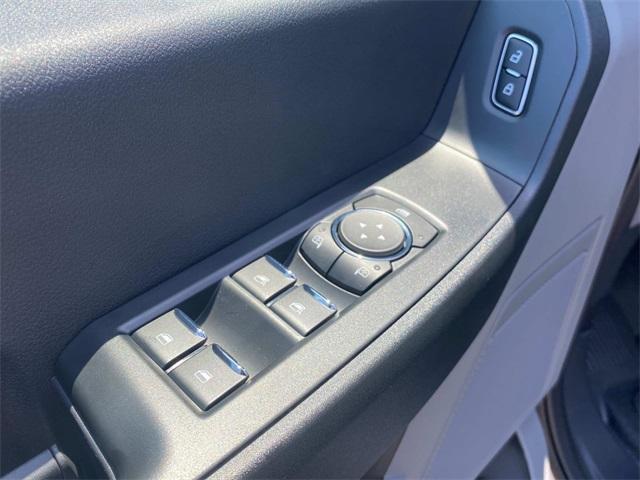 new 2025 Ford F-250 car, priced at $62,944