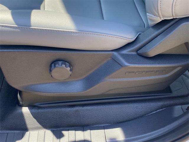 new 2025 Ford F-250 car, priced at $62,944