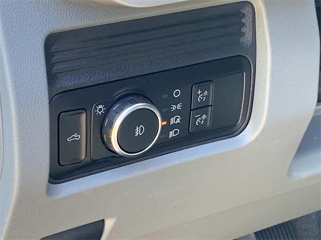 new 2025 Ford F-250 car, priced at $62,944