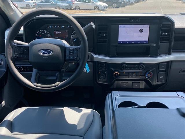 new 2025 Ford F-250 car, priced at $62,944