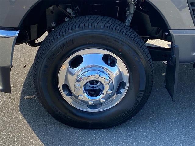 new 2025 Ford F-350 car, priced at $89,237