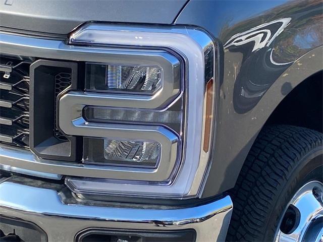 new 2025 Ford F-350 car, priced at $89,237