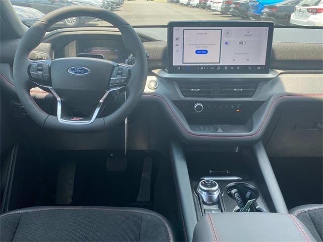 new 2025 Ford Explorer car, priced at $55,548