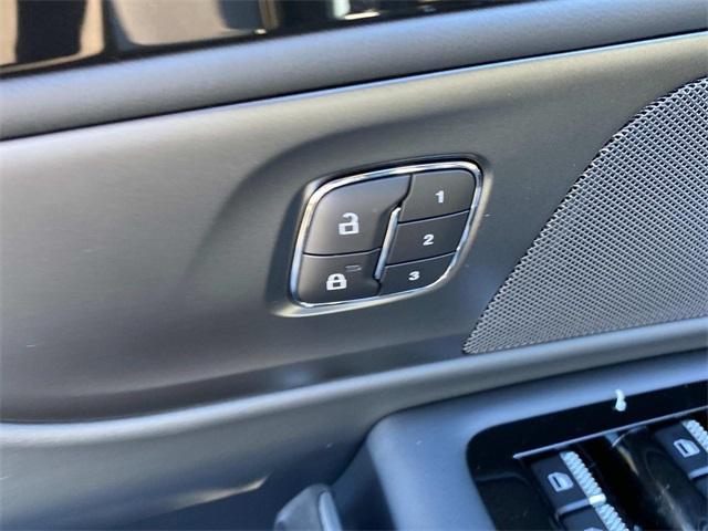 new 2026 Lincoln Nautilus car, priced at $65,784