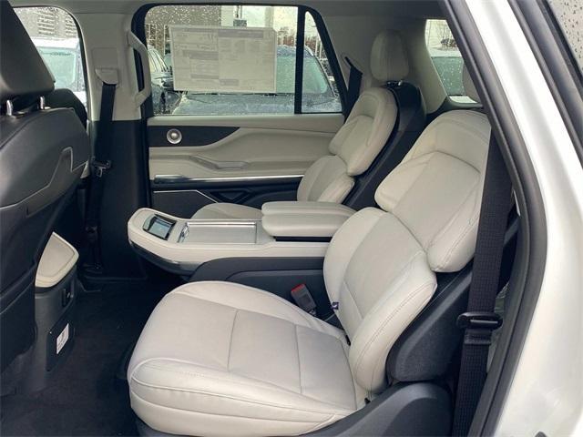 new 2025 Lincoln Navigator L car, priced at $108,075