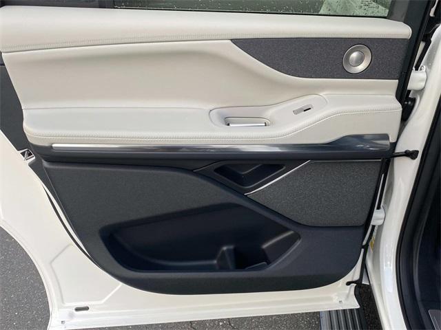 new 2025 Lincoln Navigator L car, priced at $108,075