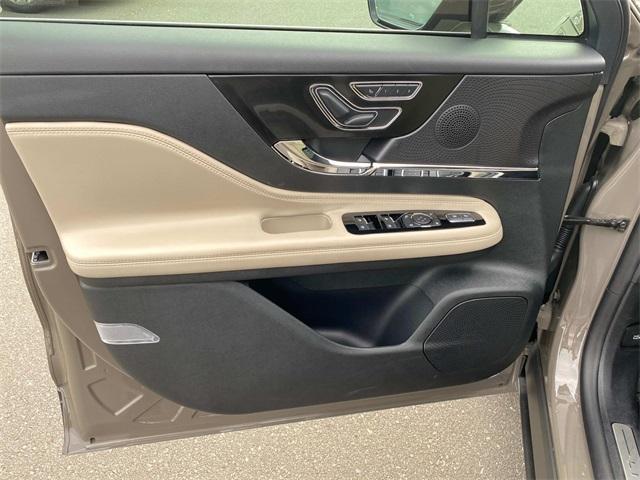 new 2025 Lincoln Corsair car, priced at $45,906