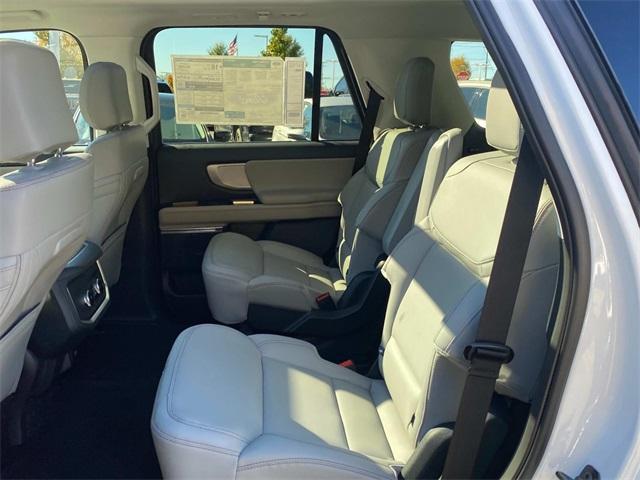 new 2025 Ford Expedition car, priced at $73,340