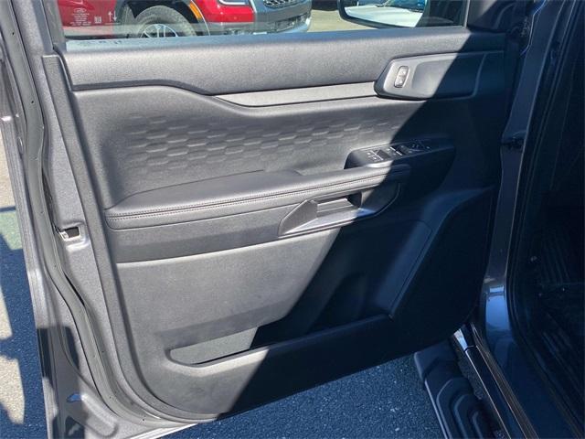 new 2025 Ford Ranger car, priced at $41,380