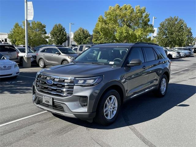 new 2025 Ford Explorer car, priced at $40,350