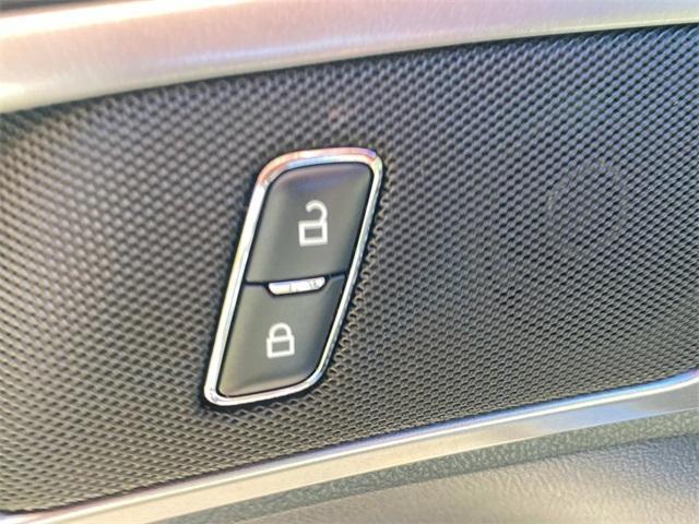 used 2018 Ford Fusion Hybrid car, priced at $16,517