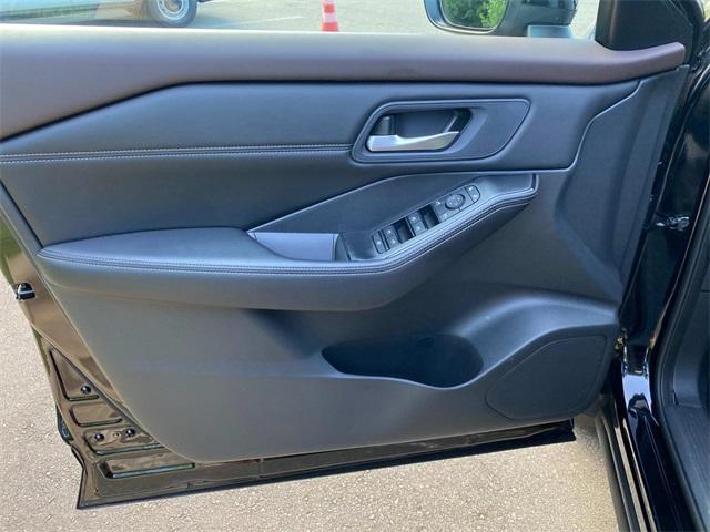used 2022 Nissan Rogue car, priced at $22,879
