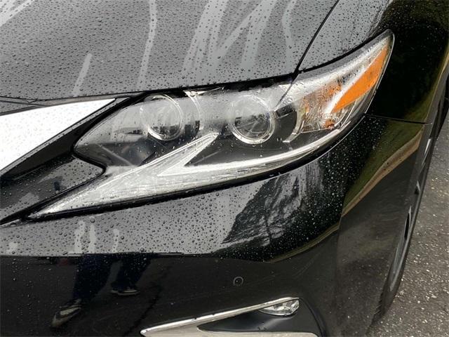 used 2017 Lexus ES 350 car, priced at $24,606