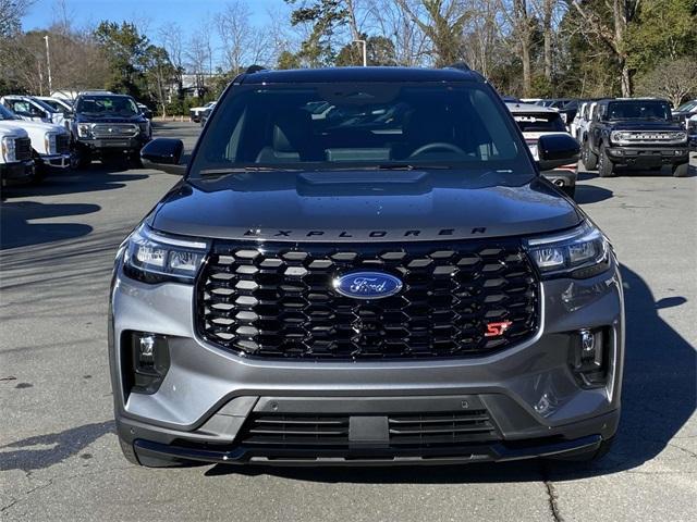 new 2025 Ford Explorer car, priced at $61,697