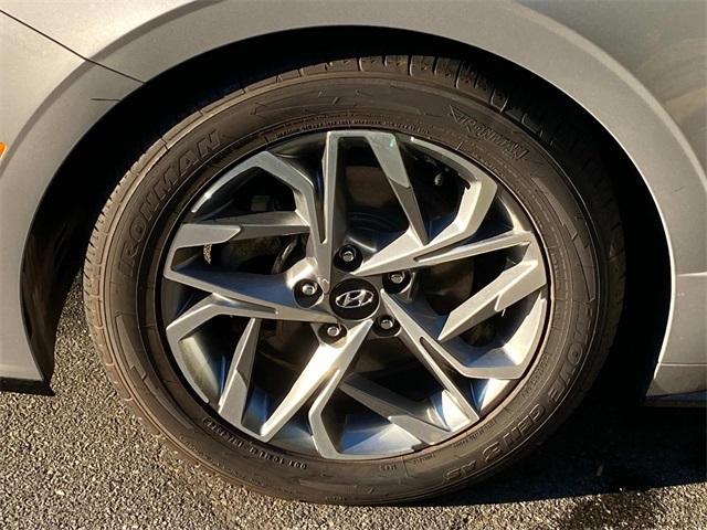 used 2023 Hyundai Sonata car, priced at $20,247