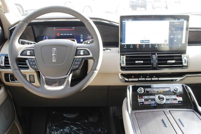 new 2024 Lincoln Navigator L car, priced at $106,300