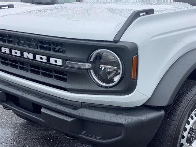 new 2025 Ford Bronco car, priced at $39,107