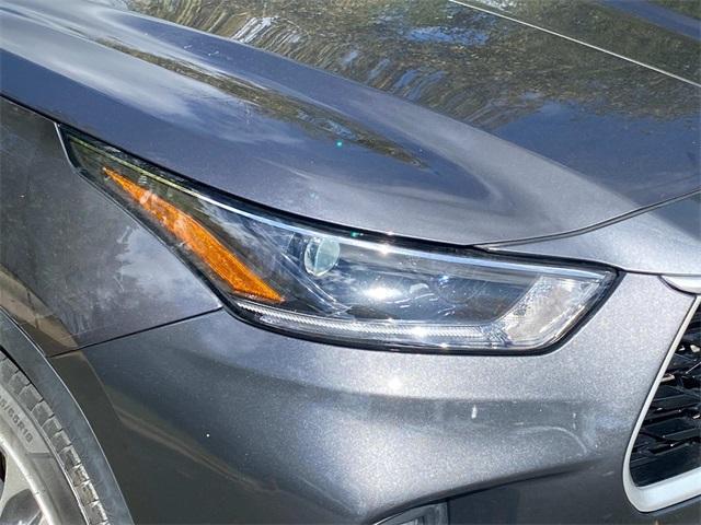 used 2021 Toyota Highlander Hybrid car, priced at $31,086