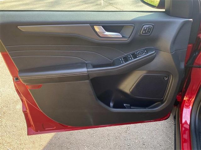 used 2023 Ford Escape car, priced at $21,677