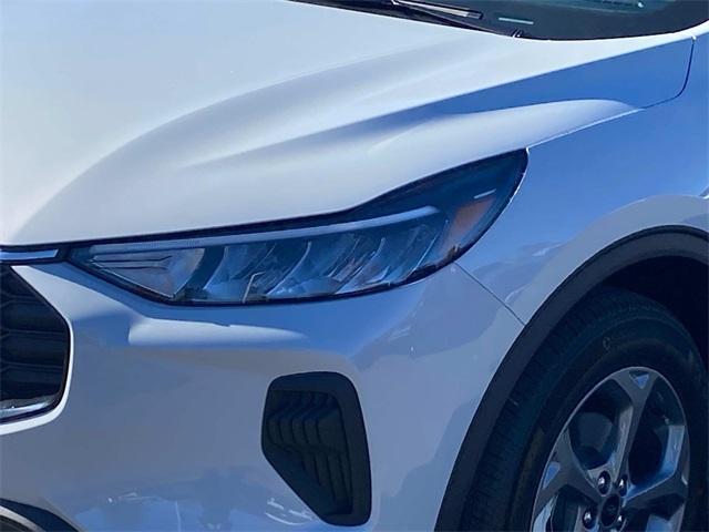 new 2026 Ford Escape car, priced at $33,905