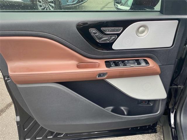 new 2025 Lincoln Aviator car, priced at $71,503