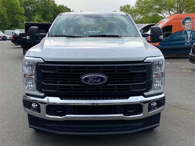 new 2025 Ford F-250 car, priced at $62,098