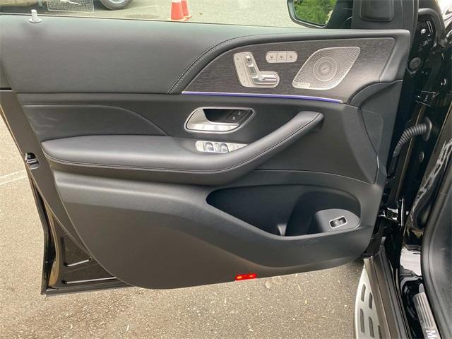 used 2025 Mercedes-Benz GLS 580 car, priced at $98,089