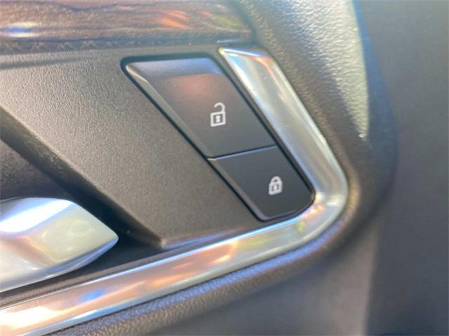 used 2024 Chevrolet Silverado 1500 car, priced at $41,620