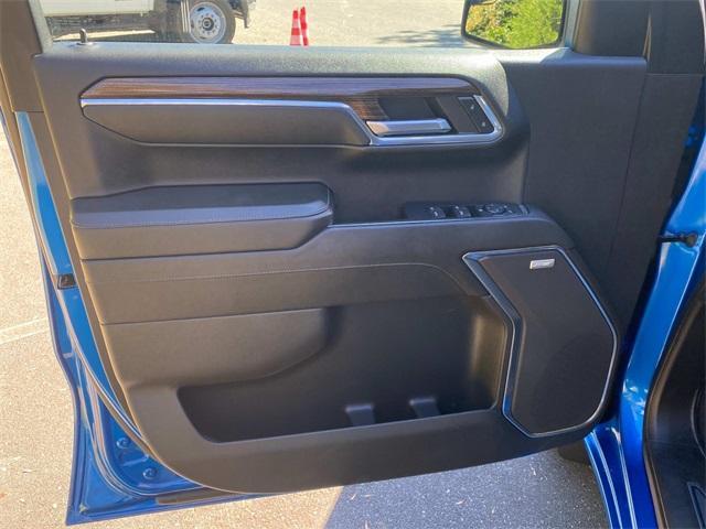 used 2024 Chevrolet Silverado 1500 car, priced at $41,620